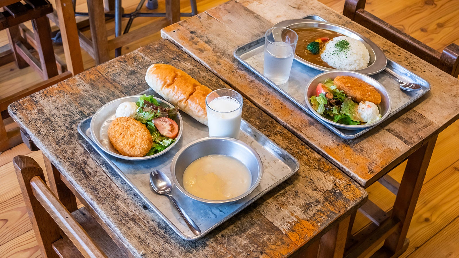 学校給食のカレーライス