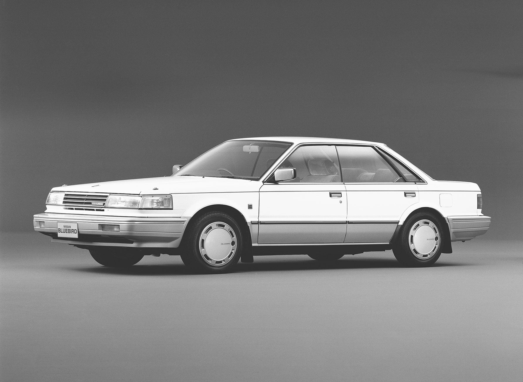 7代目 日産ブルーバード マキシマ4ドアハードトップV6 2000ターボLegrand（1986）