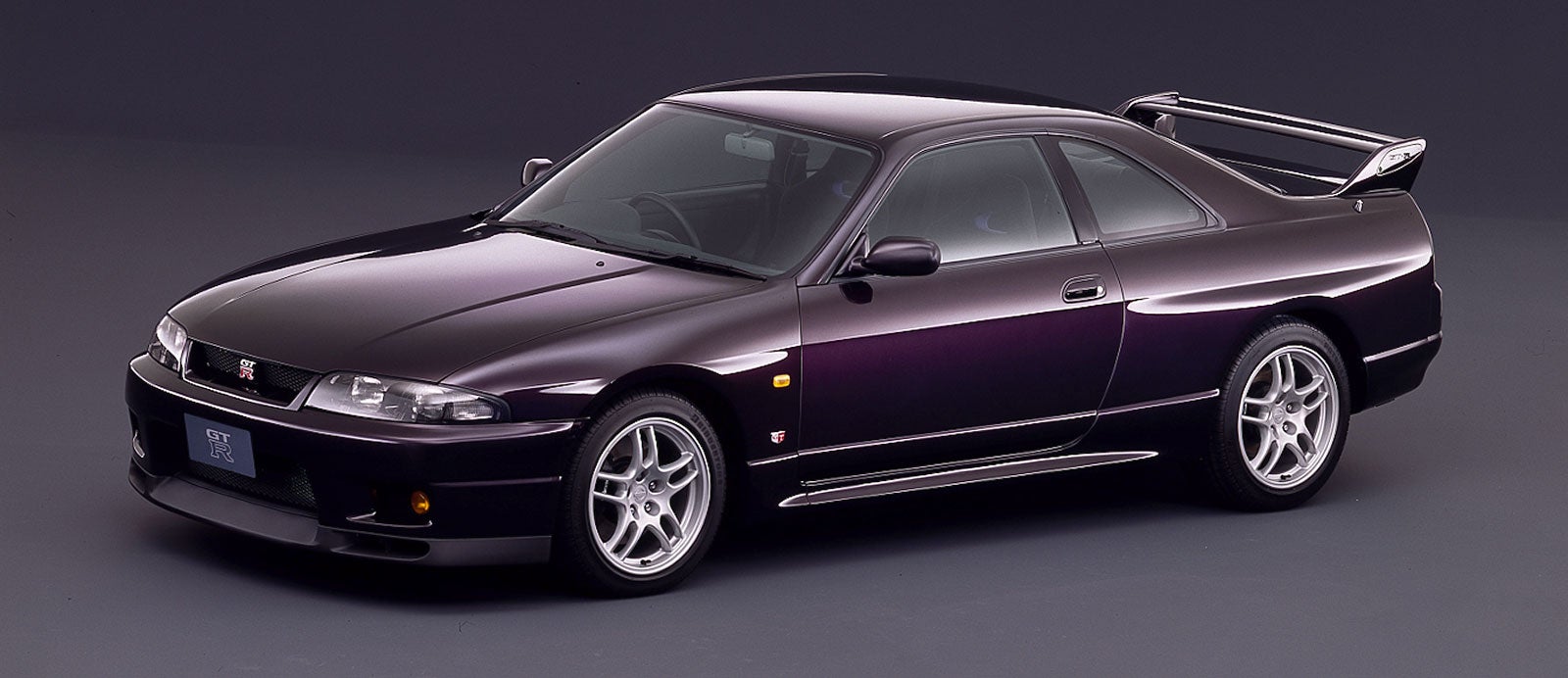 日産スカイラインGT-R（R33）のフロント