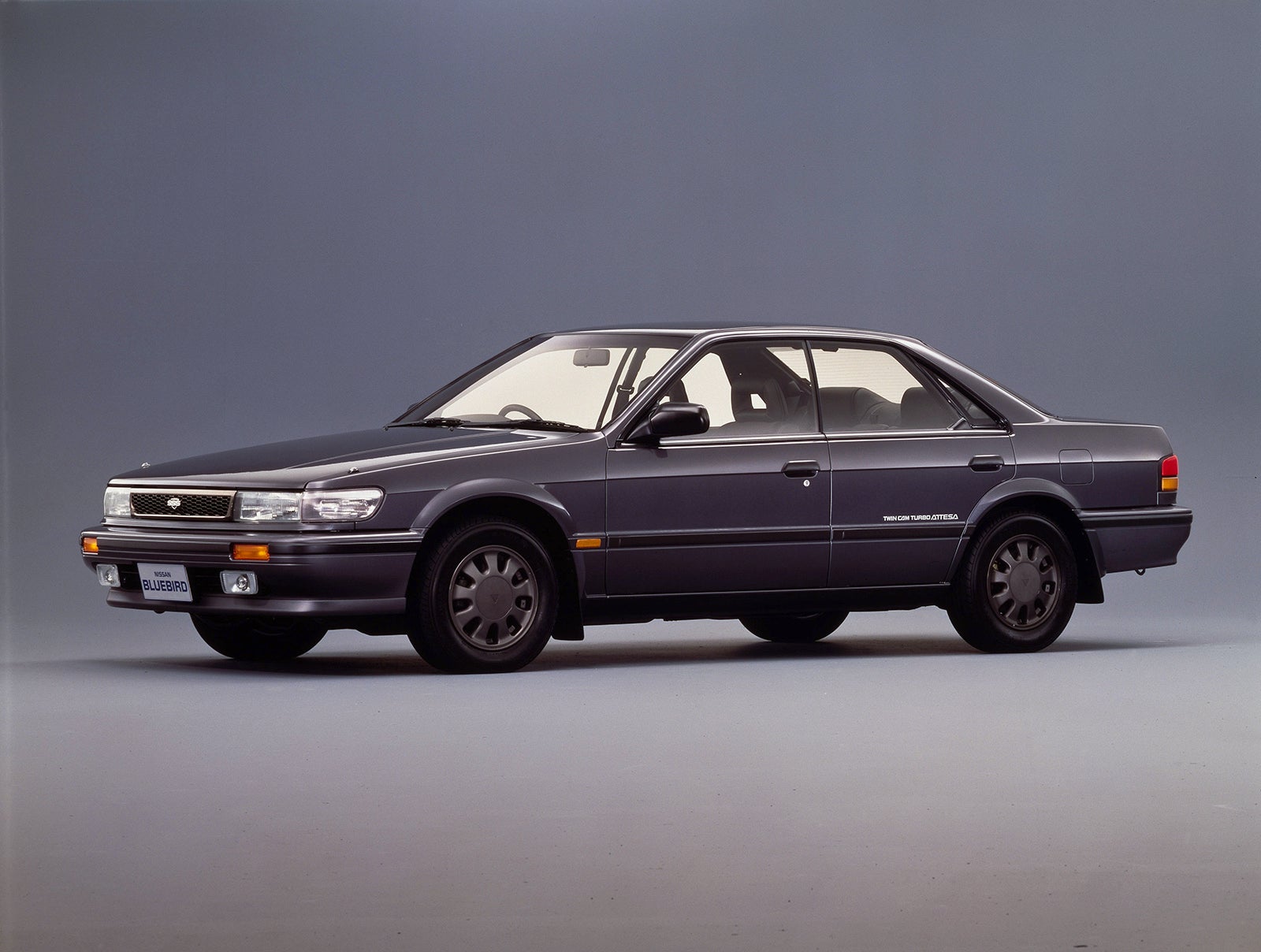 日産ブルーバードのフロント