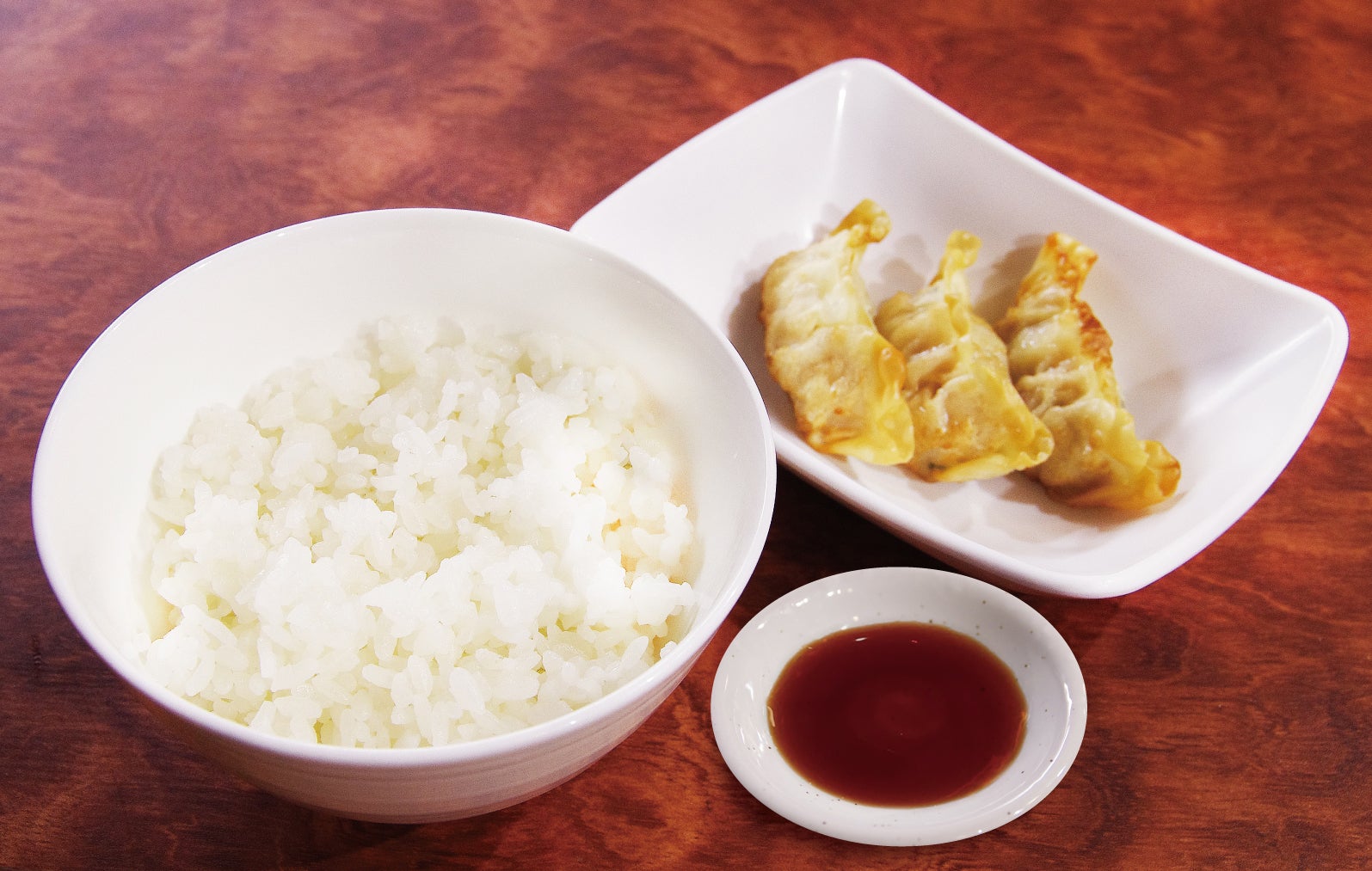青源揚げ餃子ライスセット（税込450円）