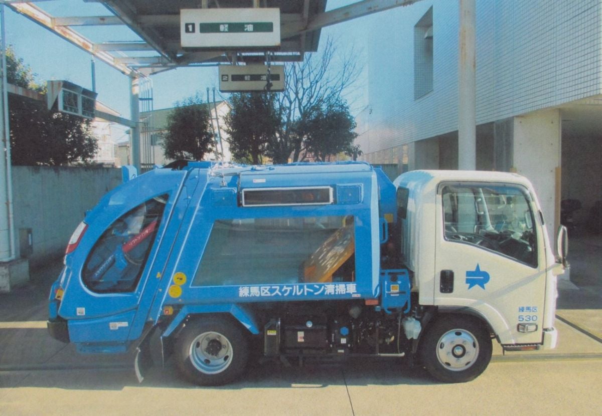  スケルトンごみ清掃車