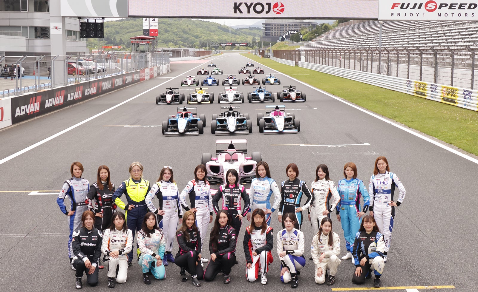 2025年のシリーズに参戦している20名のドライバーたち