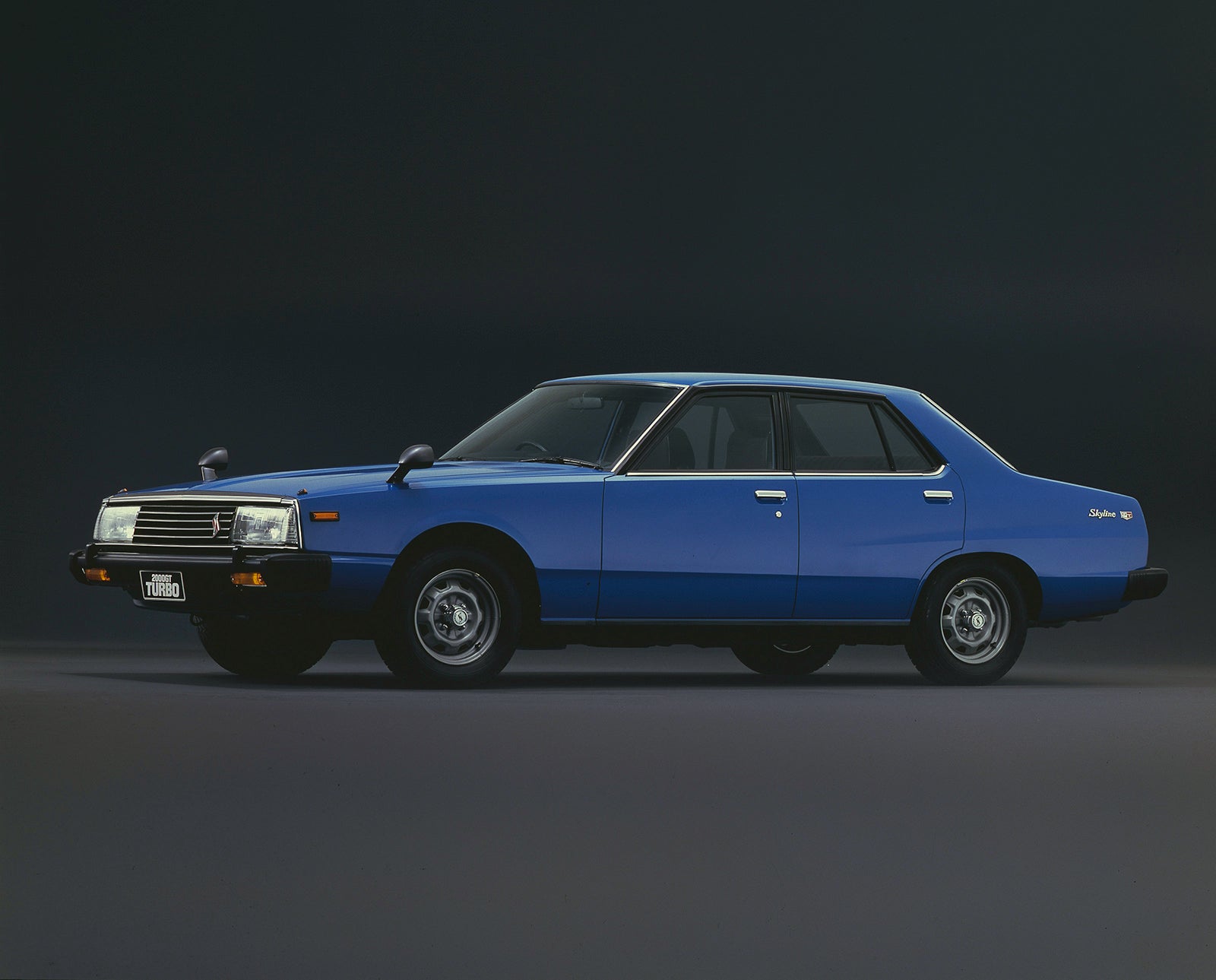 日産スカイライン 2000ターボGTのフロント
