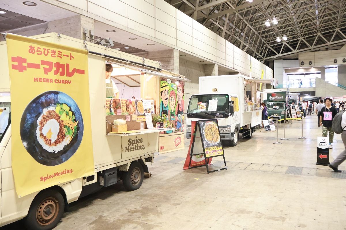 人気店舗10店が連なる「東京カレーサロン」