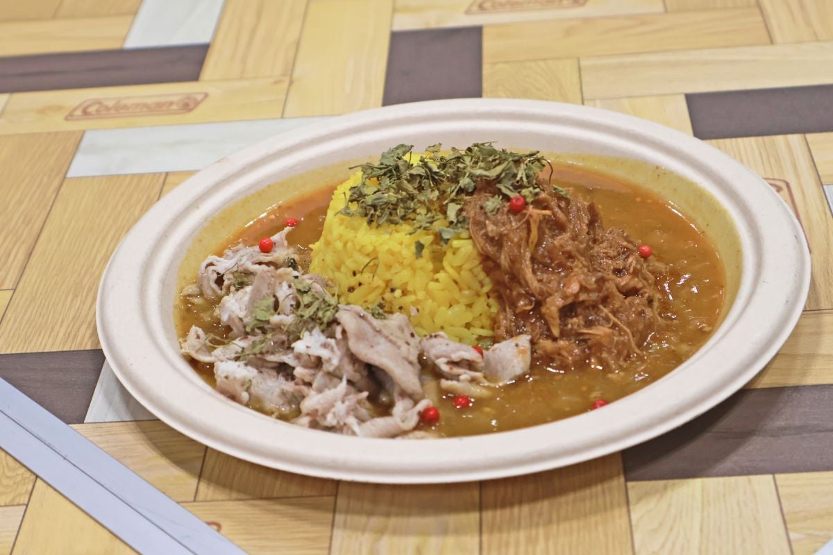 埼玉県小川町にお店を構える「強い女」の無水チキン＆豚しゃぶ出汁カレー