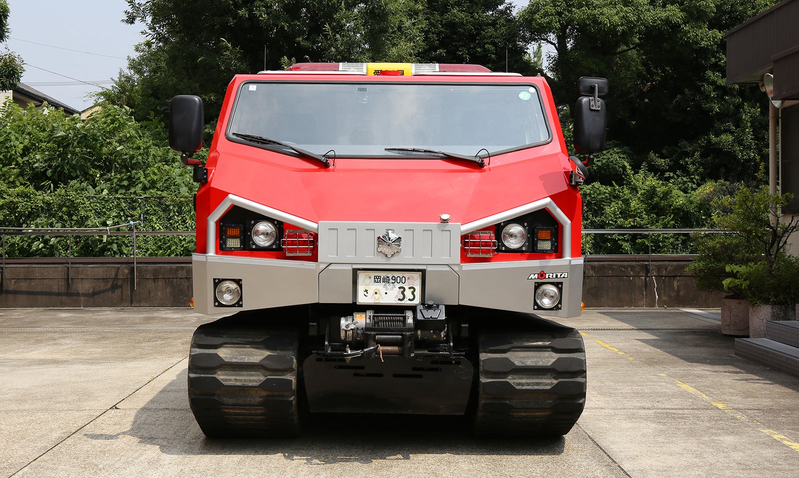 レッドサラマンダー外観写真