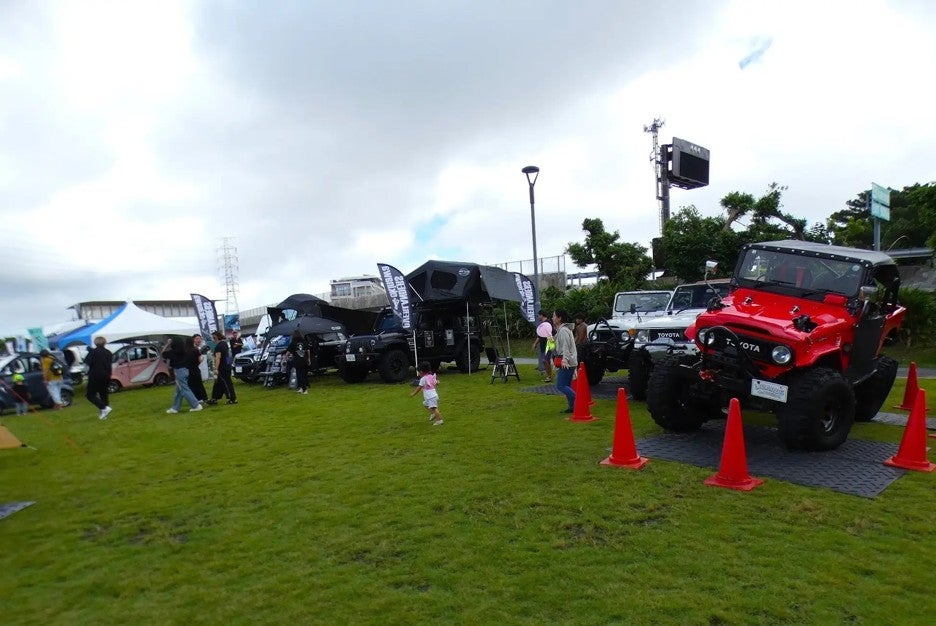 オキナワモーターショー2024の様子（アウトドアエリア）