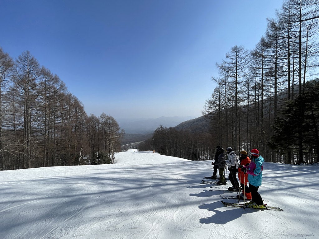スキー場の光景