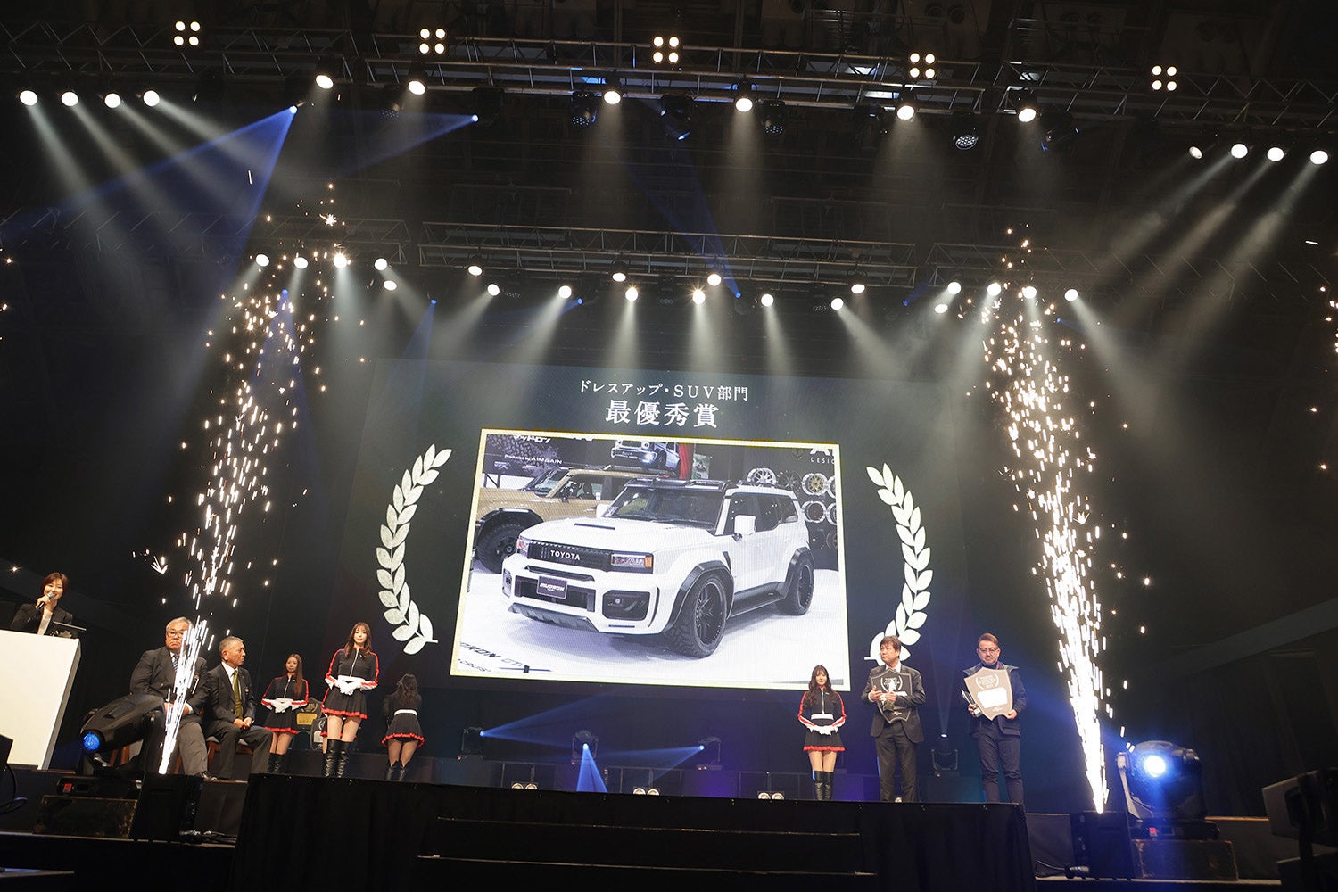 2025年に開催されたオートサロンのイベント風景