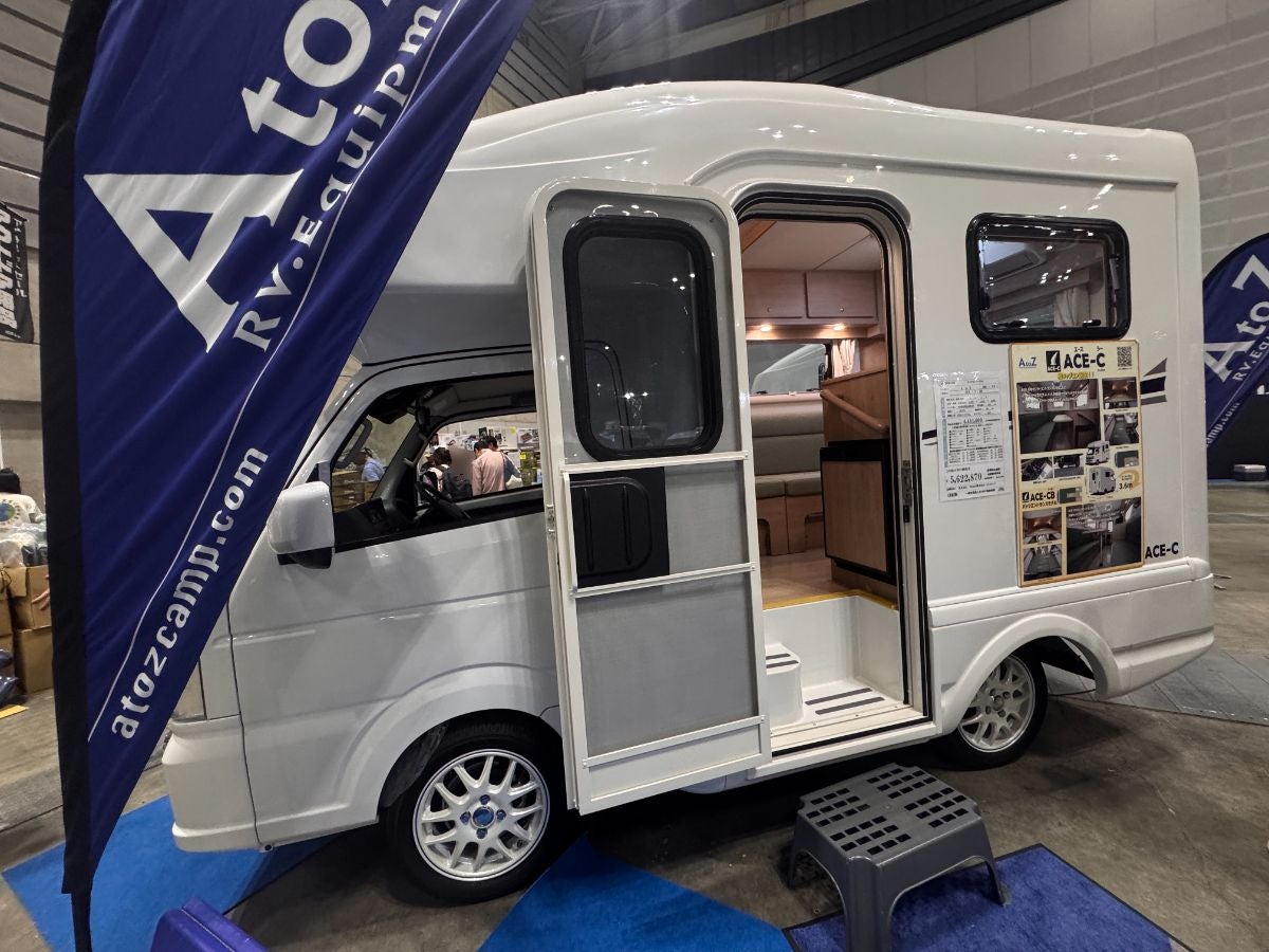 A to Z「ACE-C」（441万1000円/展示車562万2870円）