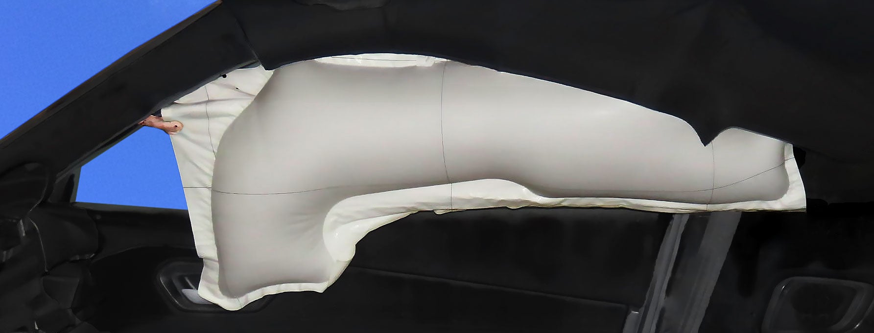 カーテンエアバッグ