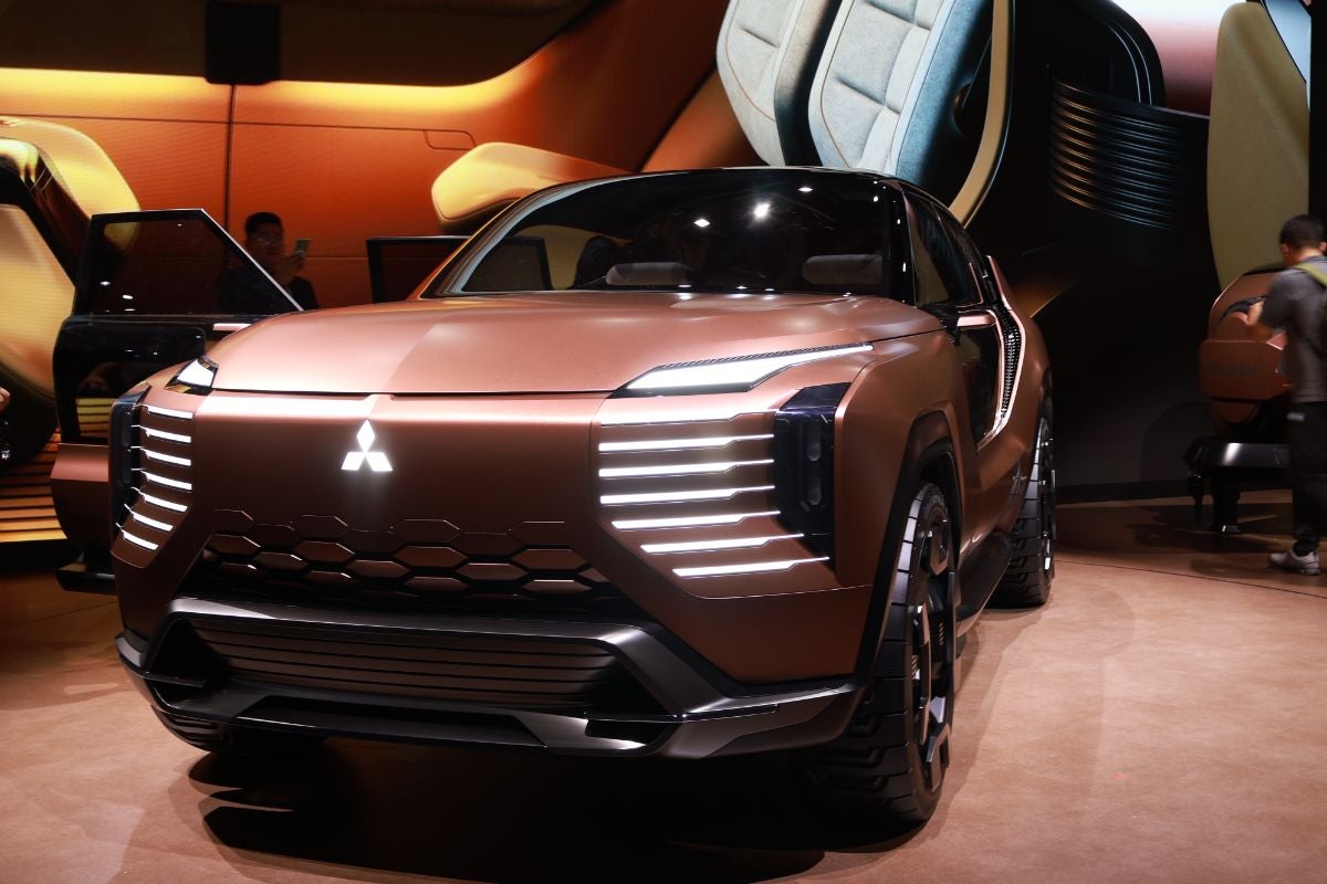 MITSUBISHI ELEVANCE Concept