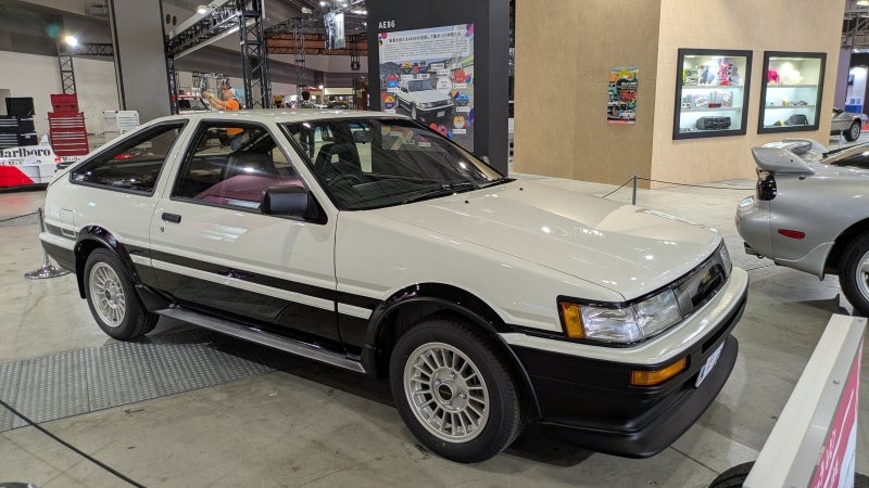 トヨタ カローラレビン