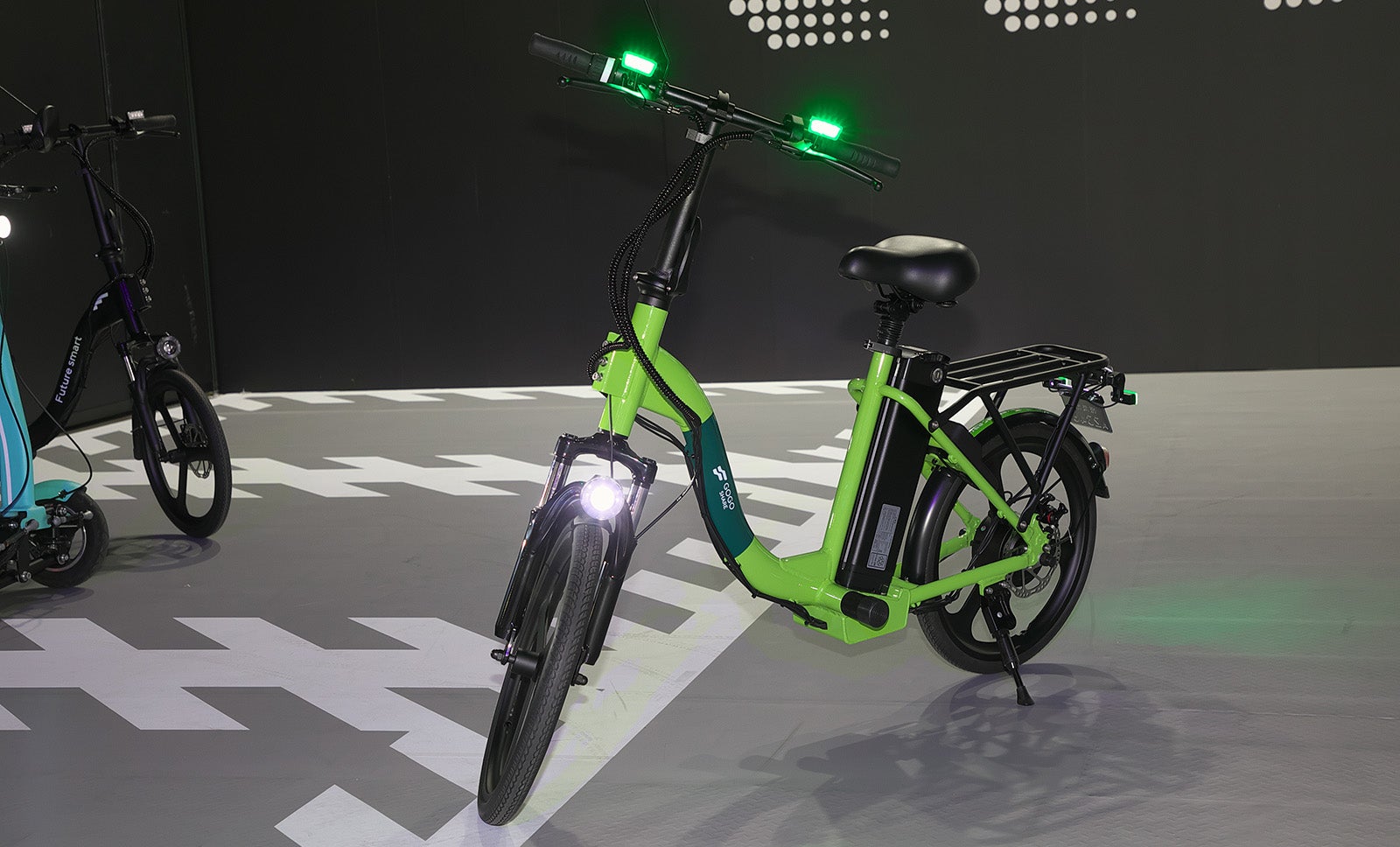 特定原付の「フューチャー・スマート」外観写真