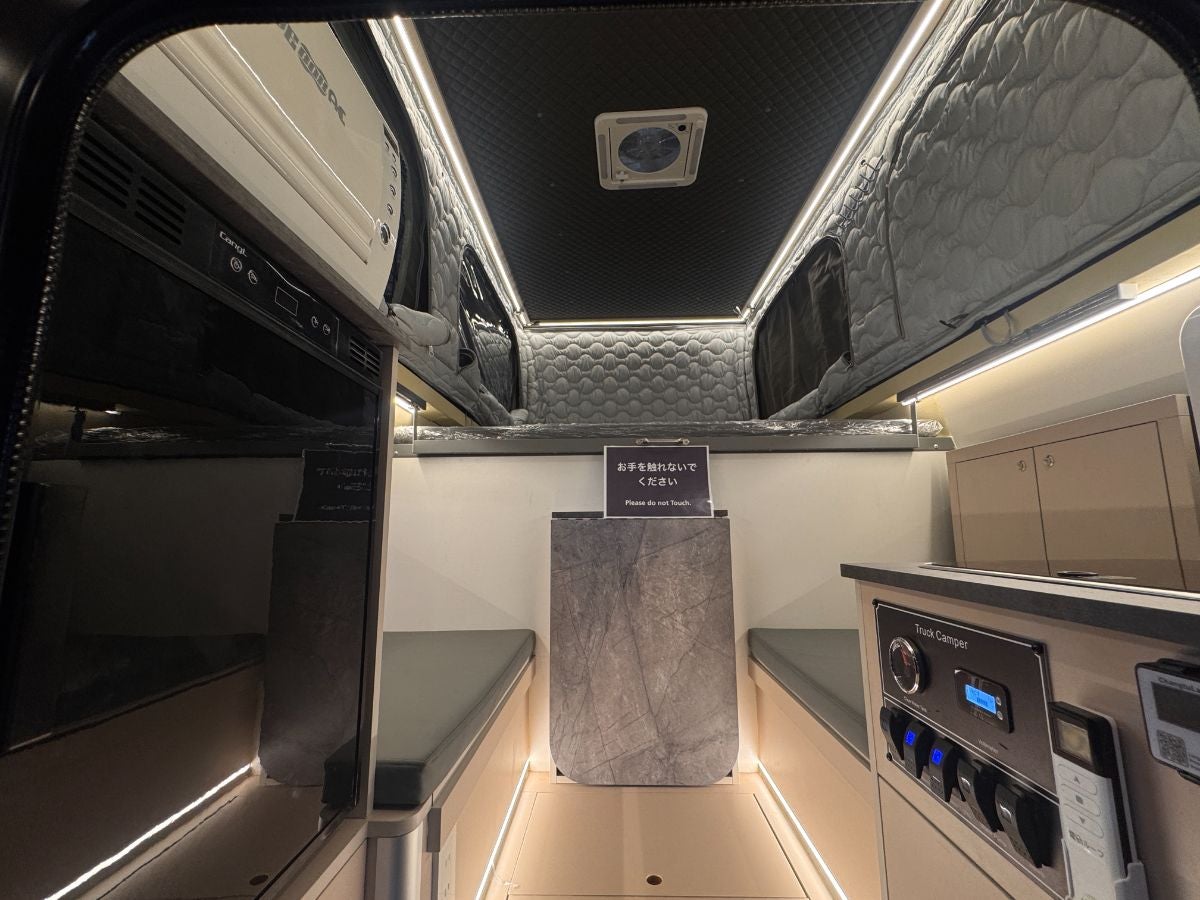 オーバーランド室内