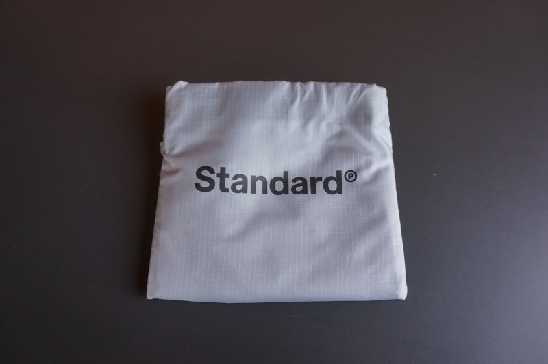 ランドリーバッグ（折りたたみ、GY） 37×60×17cm（税抜き300円）