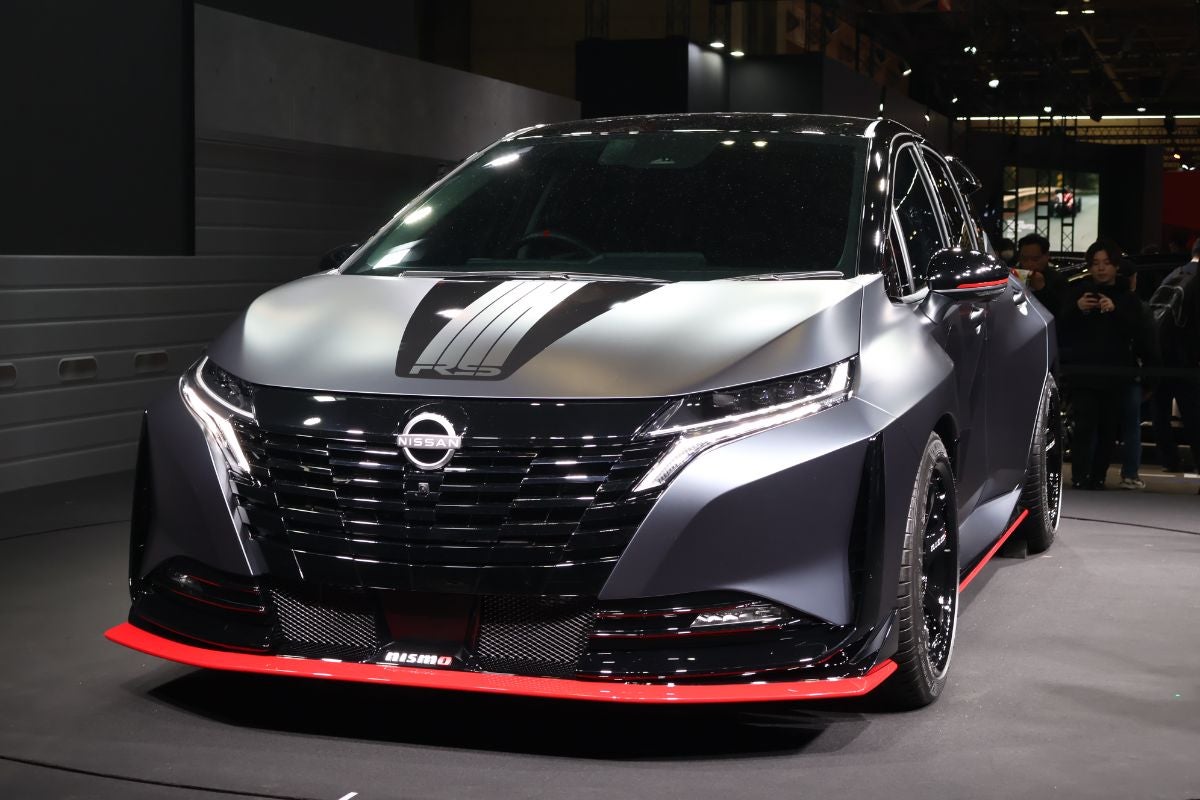 日産リーフ AUTECH