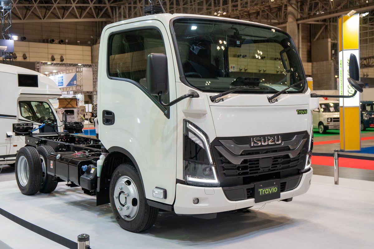 トラック・トラヴィオのヘッド部分の写真