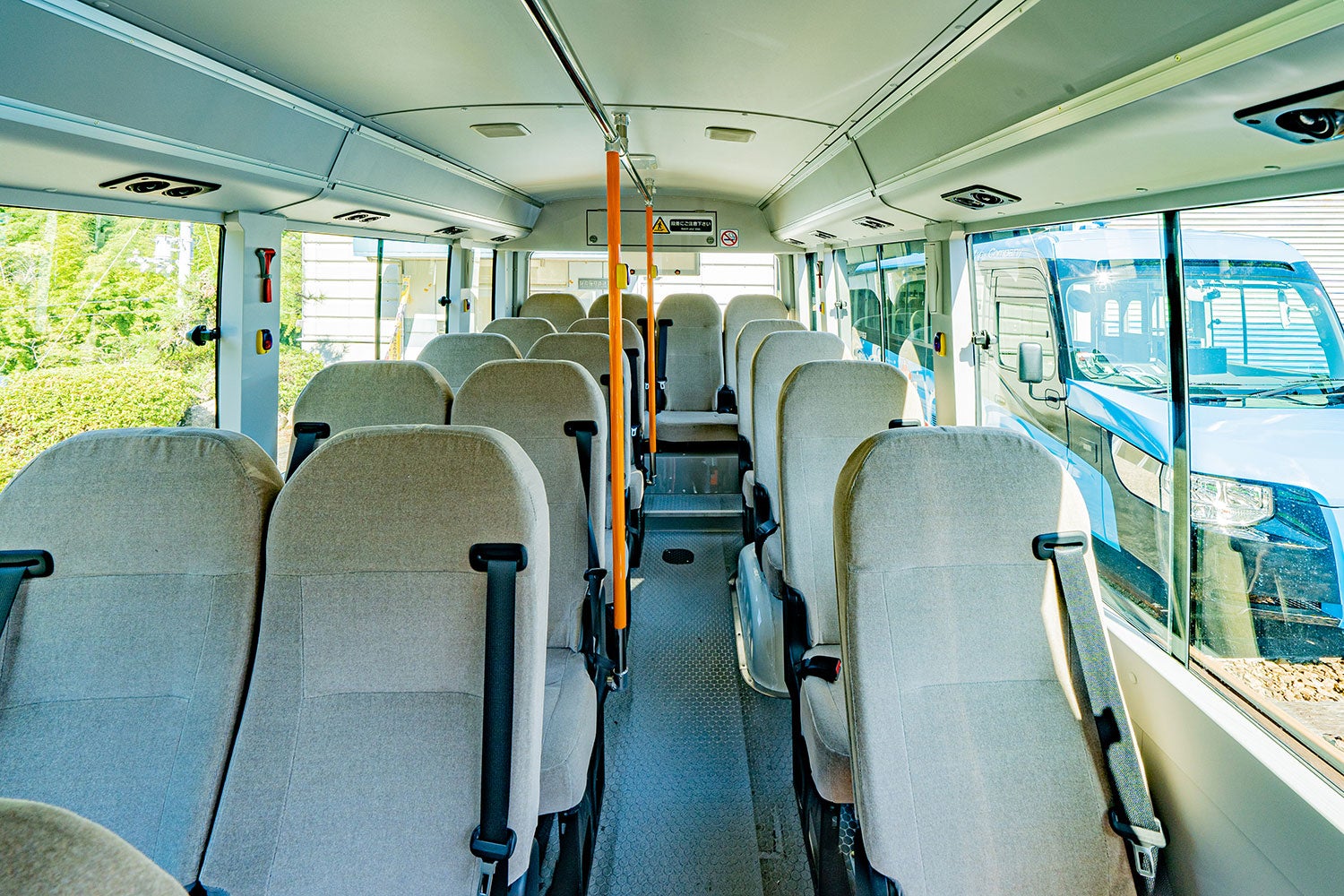 DMVの車内の写真