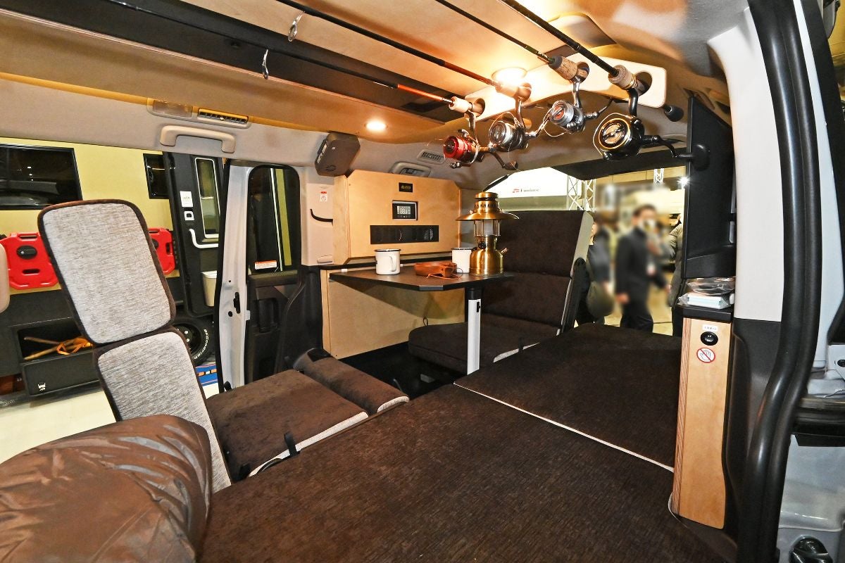 ダイレクトカーズインテリア