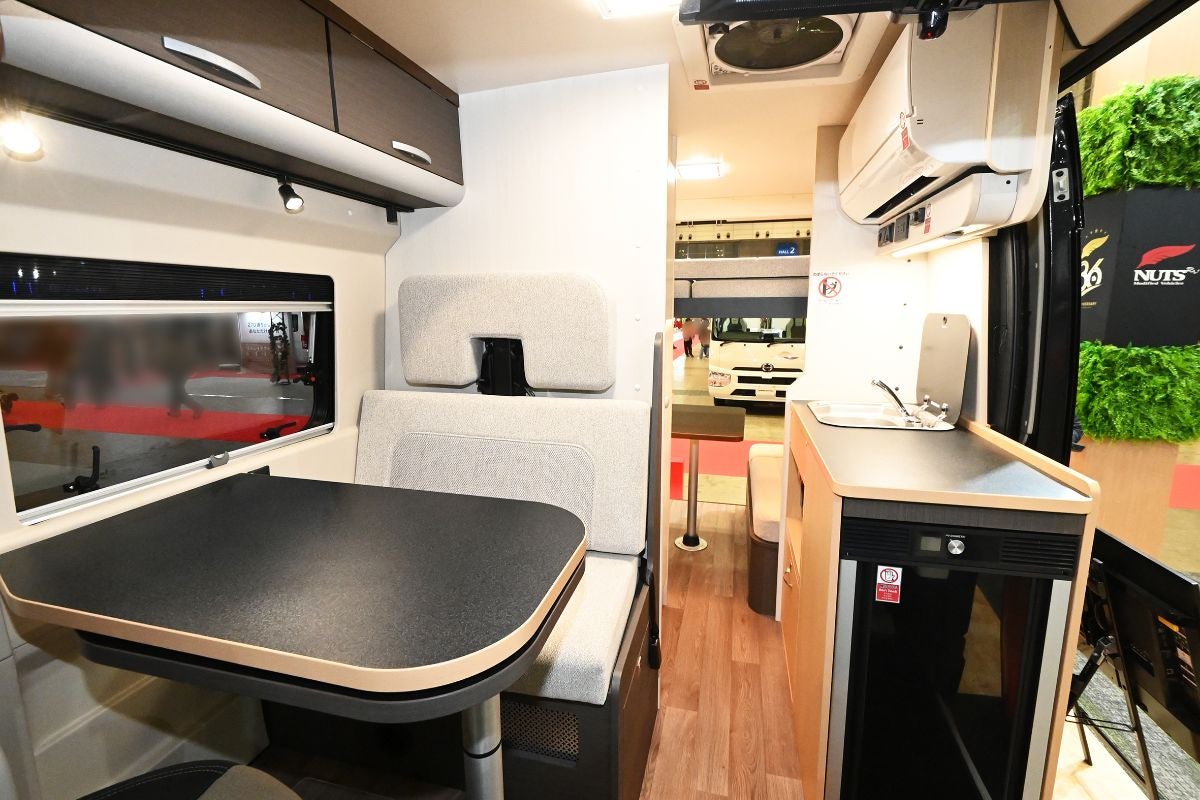 フォルトナ内装