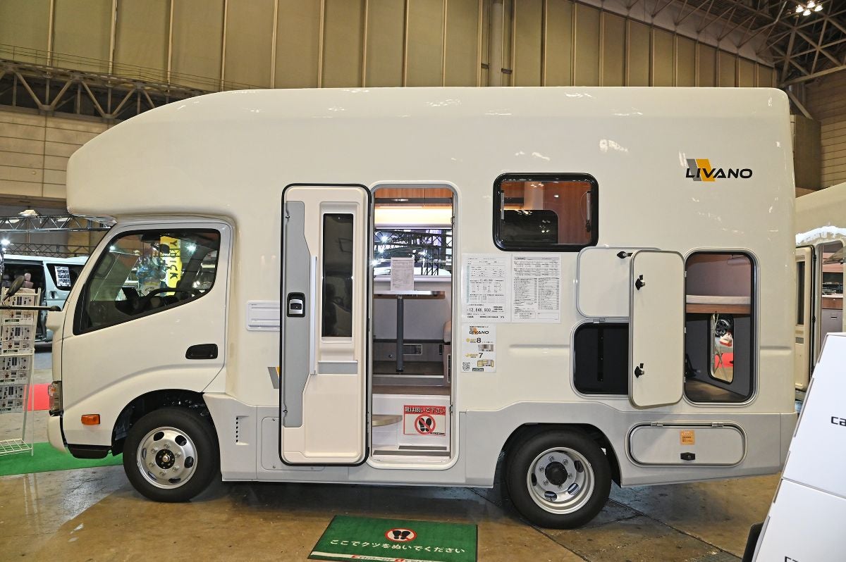 リヴァーノ外観