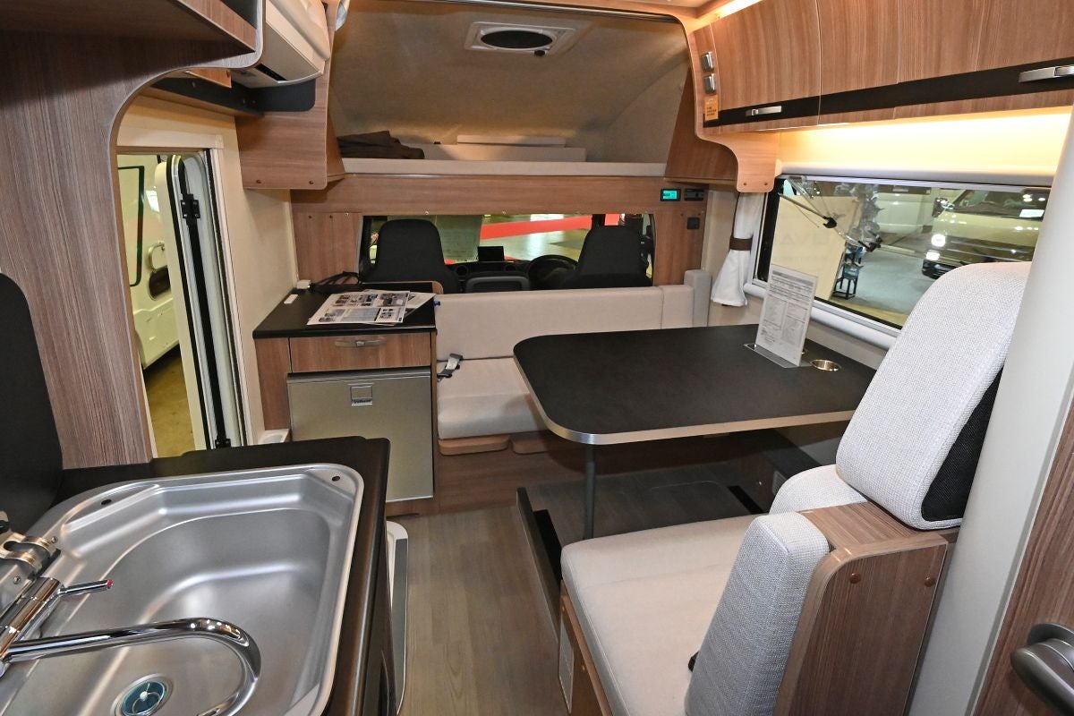 リヴァーノ室内