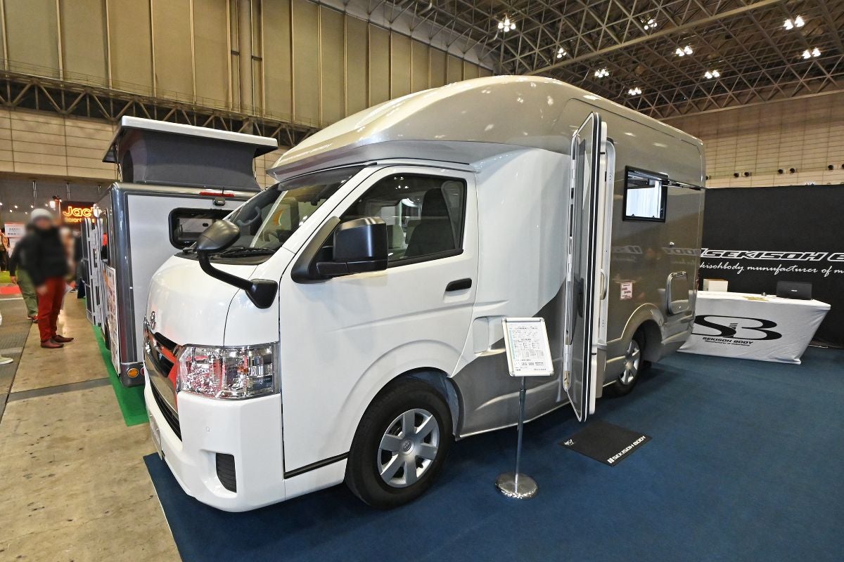 セキソーボディ/トム200（衝突回避支援パッケージ）