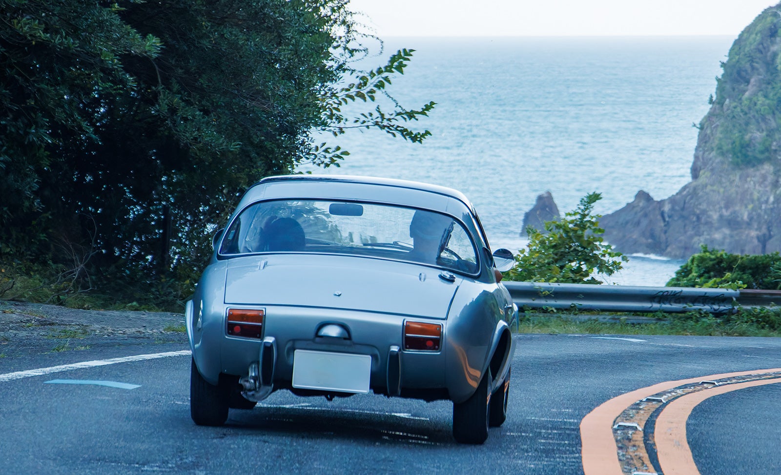 ワインディング走行が似合うトヨタ・スポーツ800