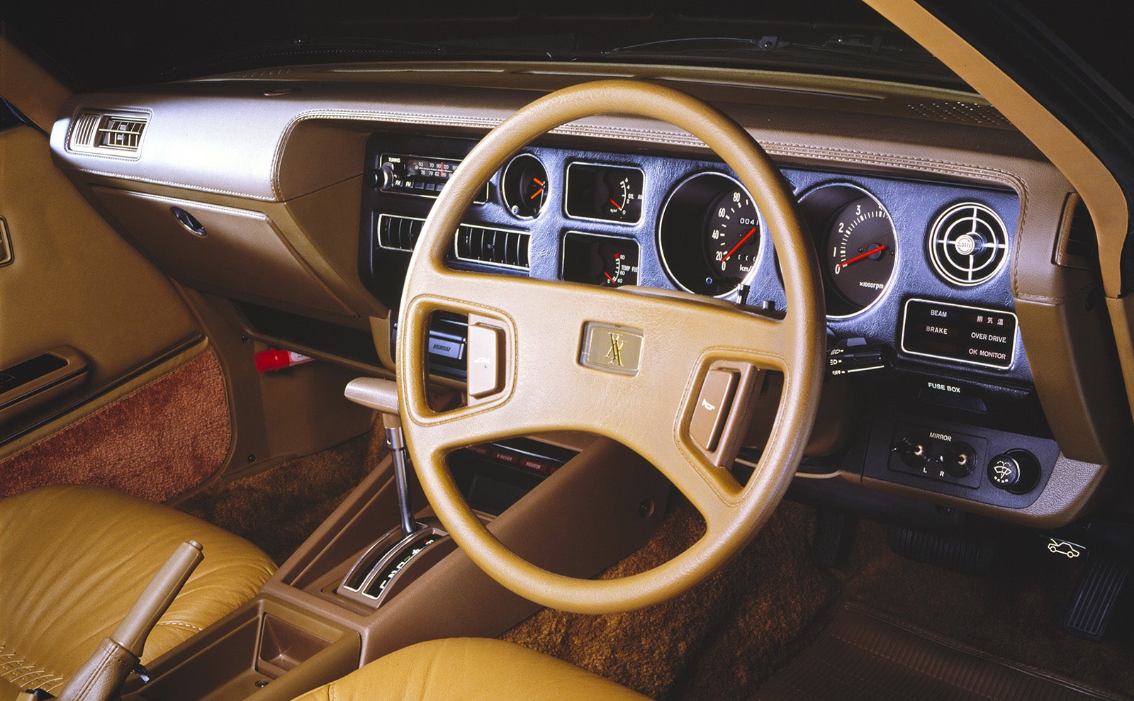 1978年に登場した初代トヨタ・セリカXXの内装