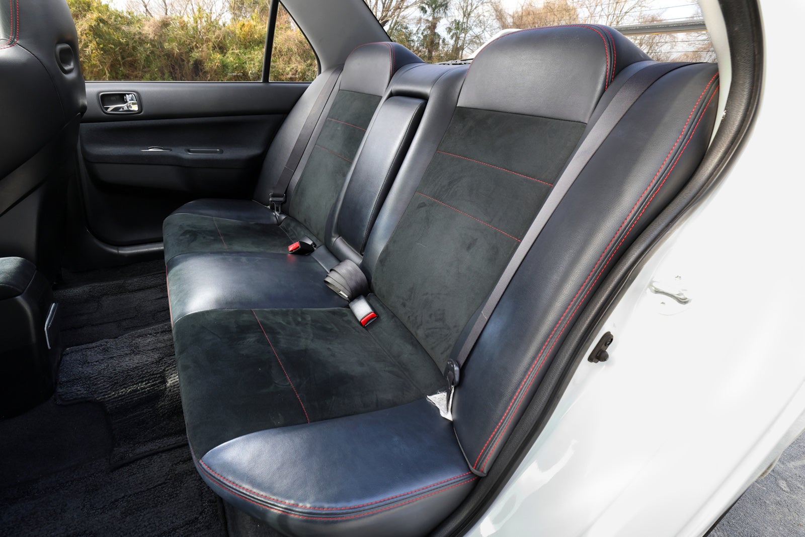 三菱ランサーエボリューションⅨ MRの後席シート