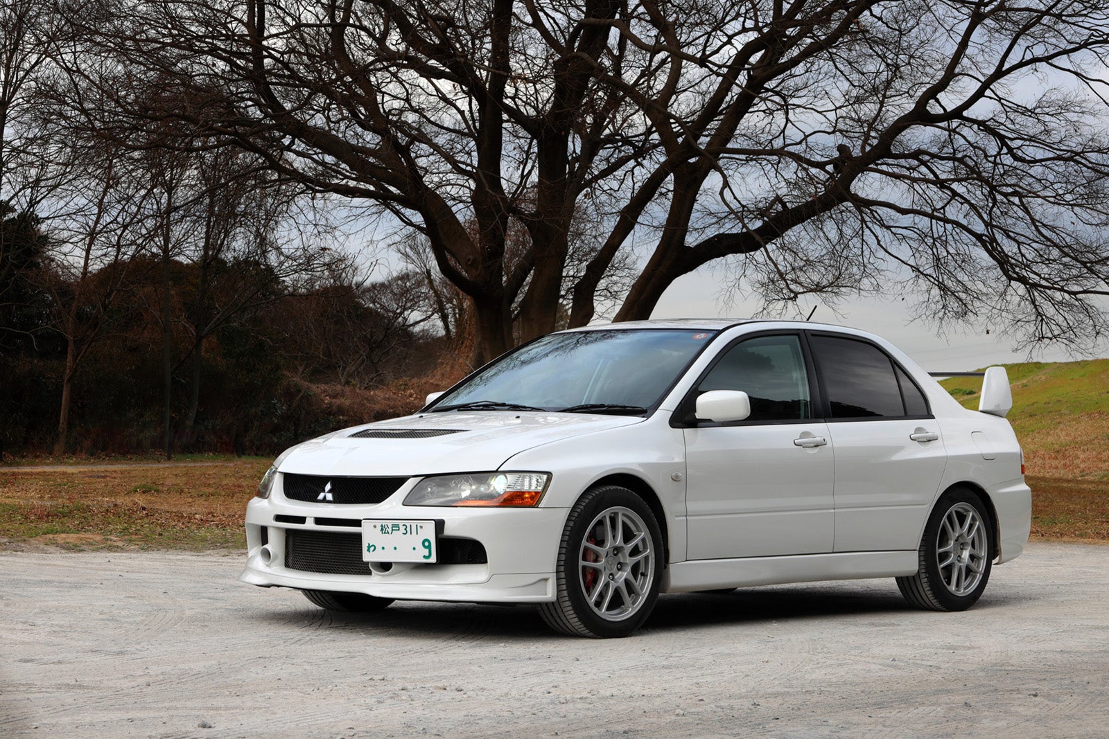 三菱ランサーエボリューションⅨ MRのフロントサイド外観