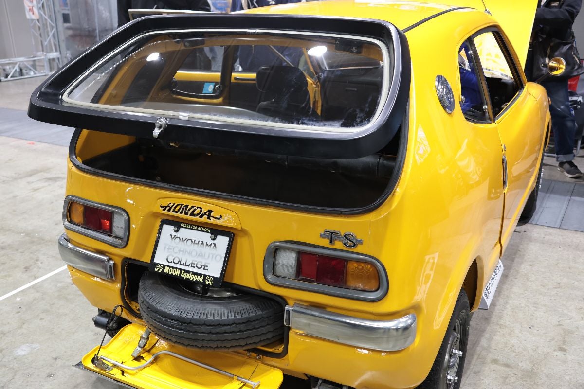 ホンダZのリア写真