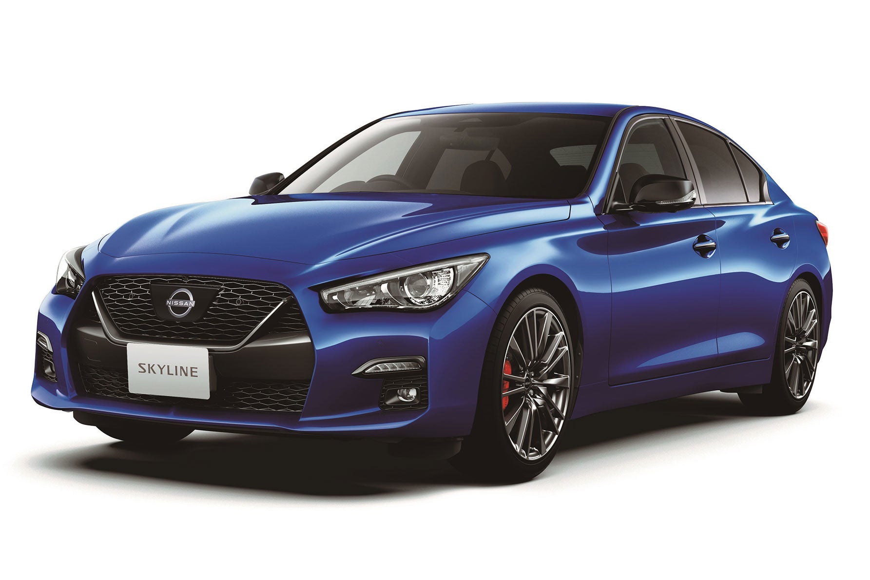 現行型スカイラインのフロント全景