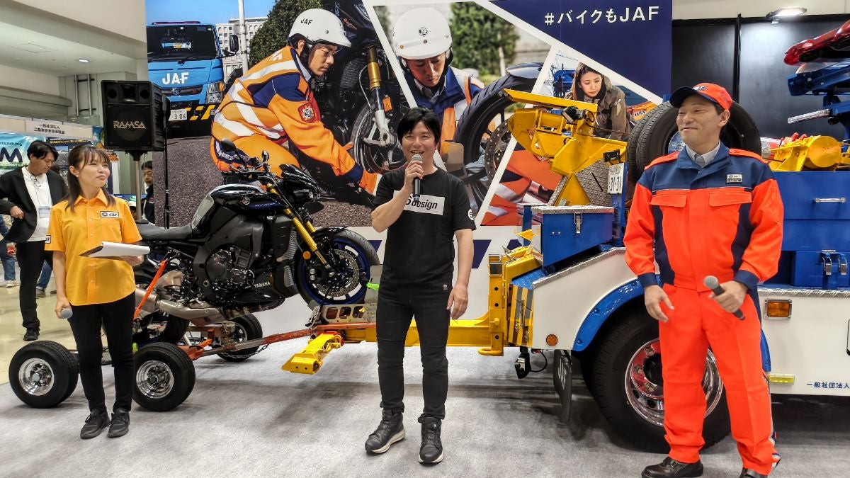 JAFのトークショーに出演する中野真矢氏