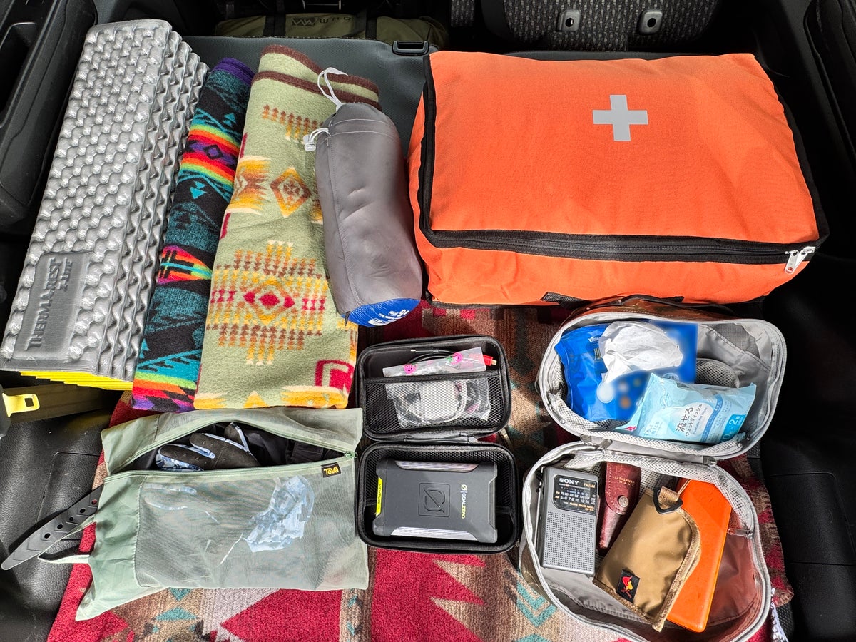 防災セットだけで足りる？  車中泊避難で見えてきた“使える備え”キービジュアル