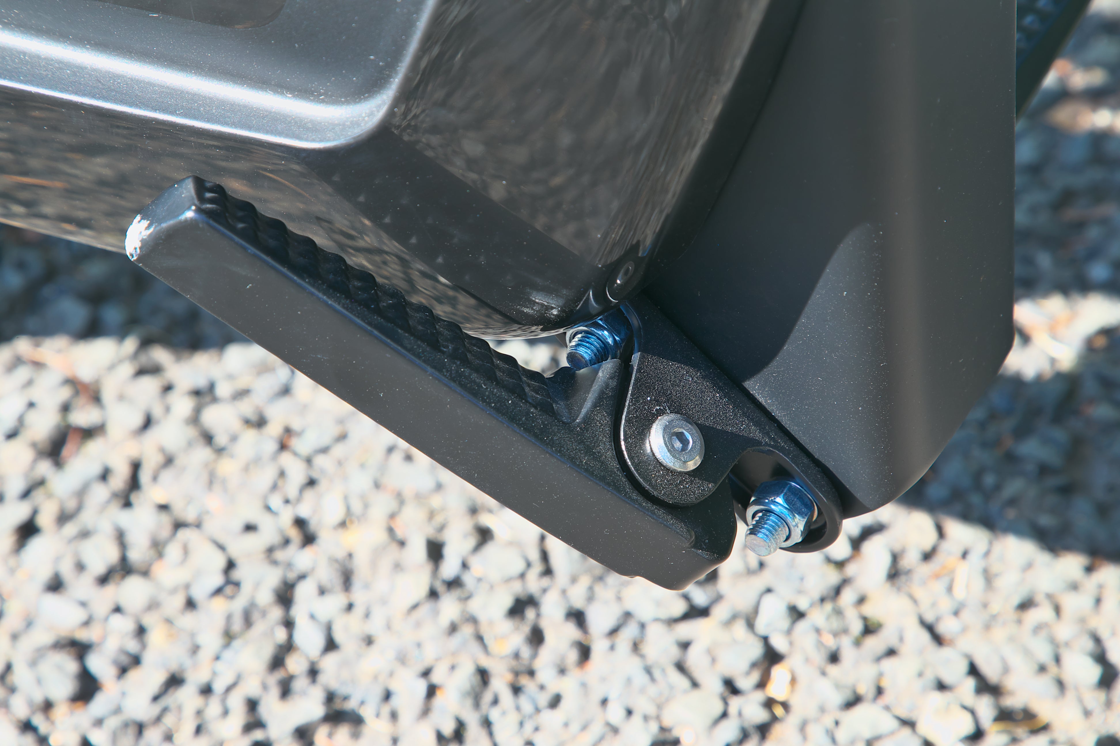 パナソニック MUのステップ（足置き）部の写真