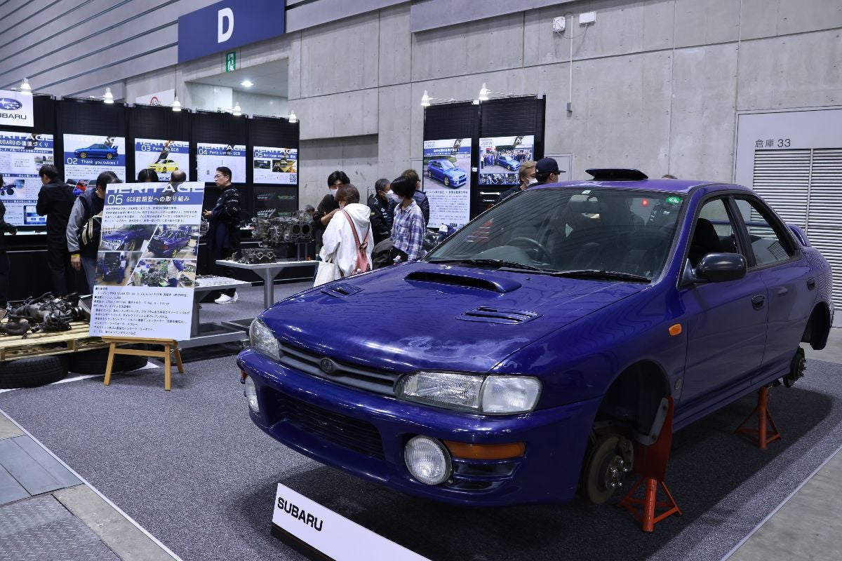 スバルブースの全景