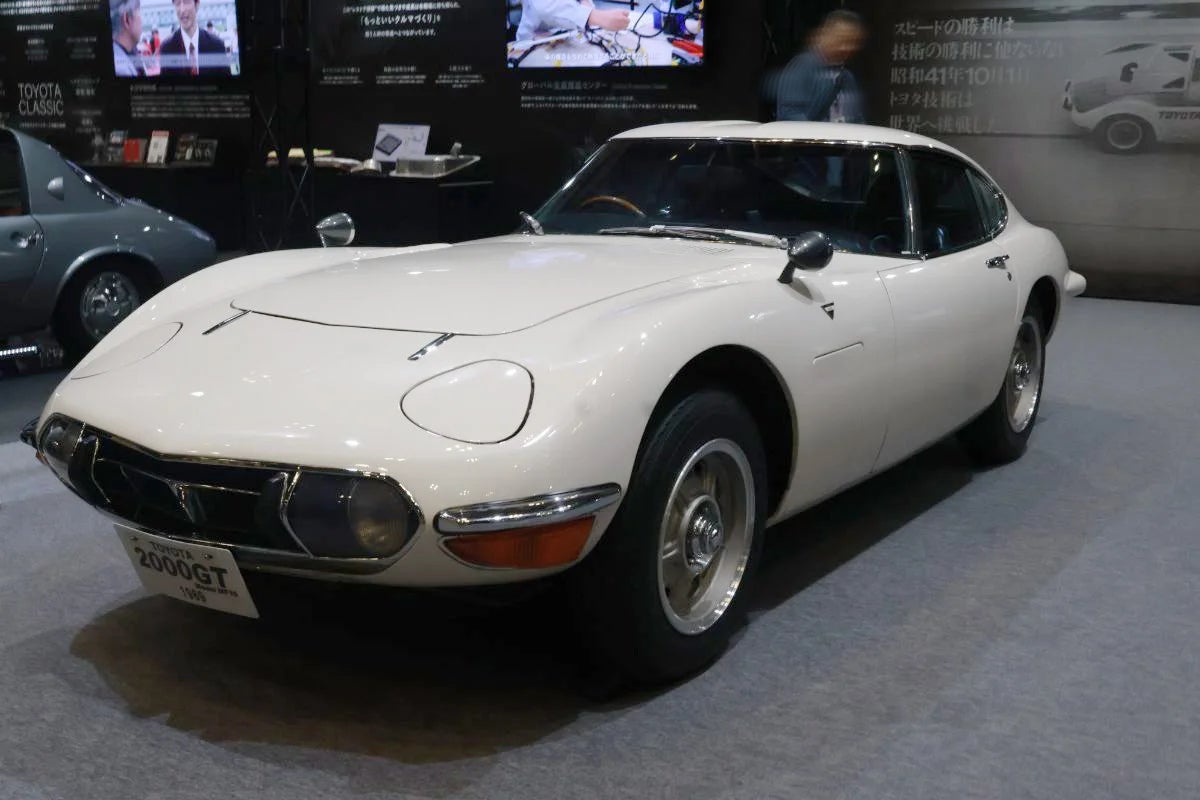 トヨタ2000GT
