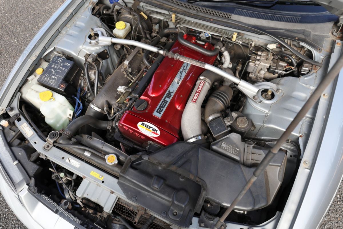 R33スカイラインGT-RオーテックバージョンのRB26DETTエンジン