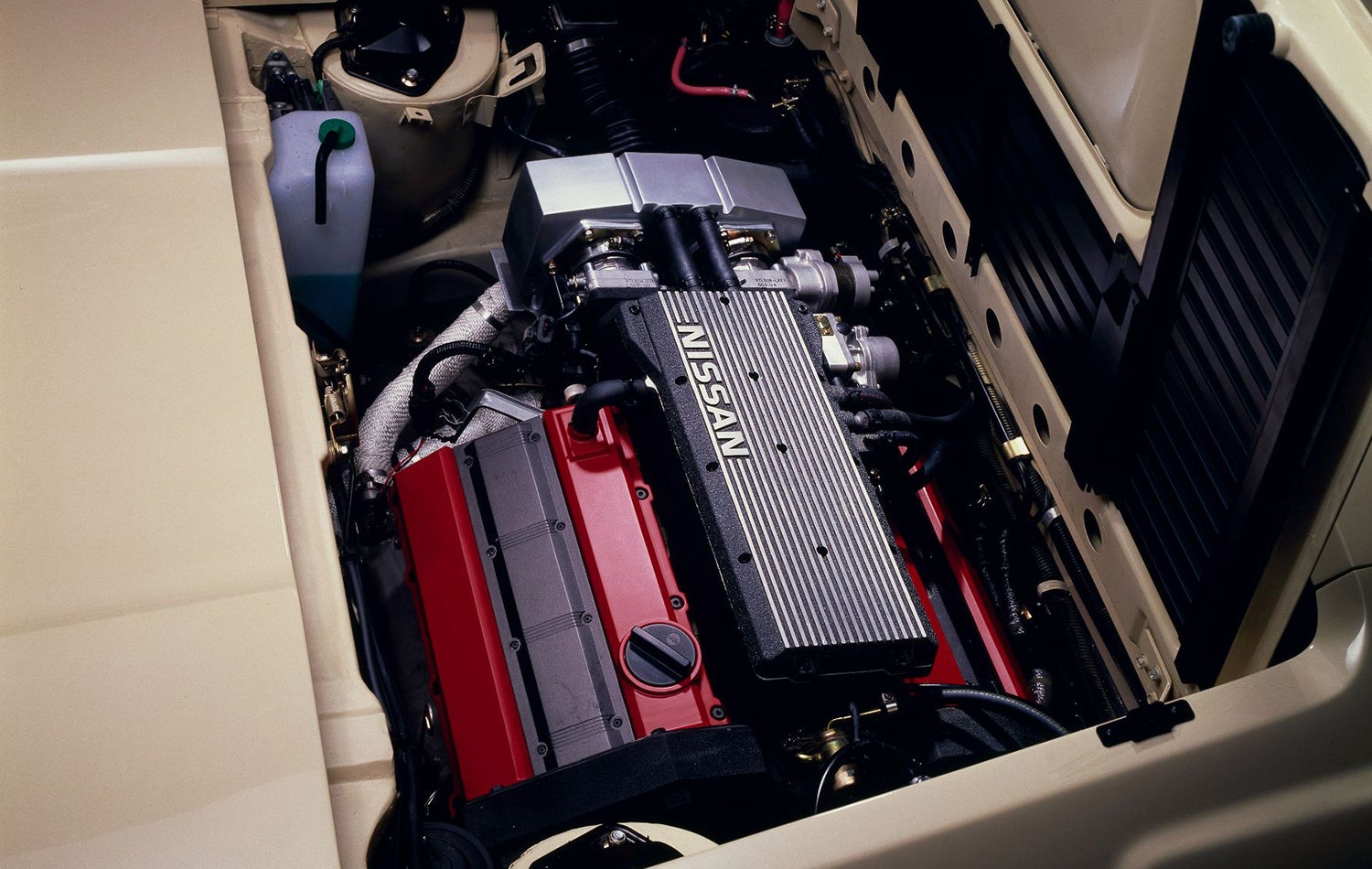 NISSAN MID4に搭載されたPLASMA-VG30DE型エンジン