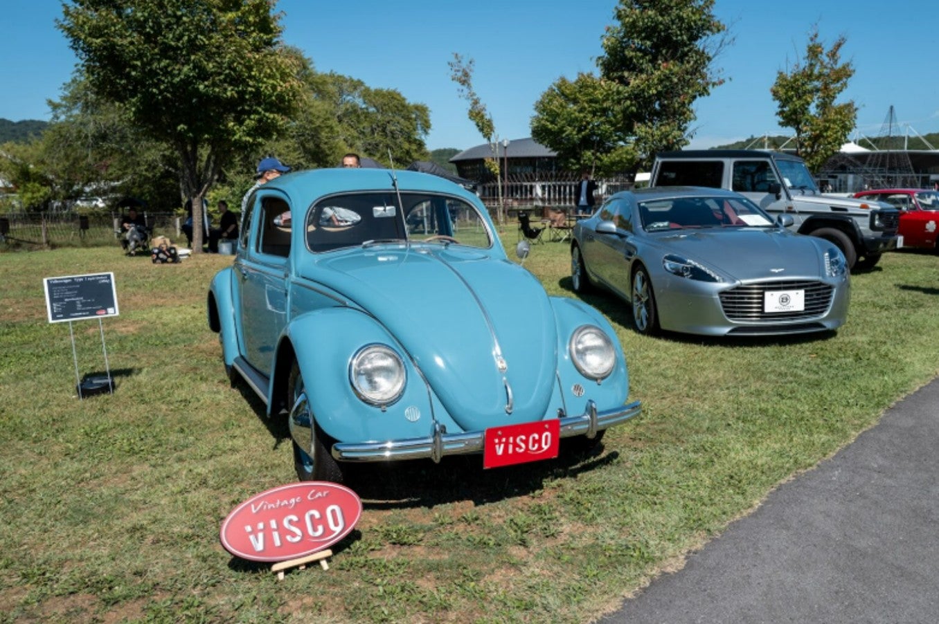 2025年に開催されたKARUIZAWA MOTOR GATHERING 2025の会場風景
