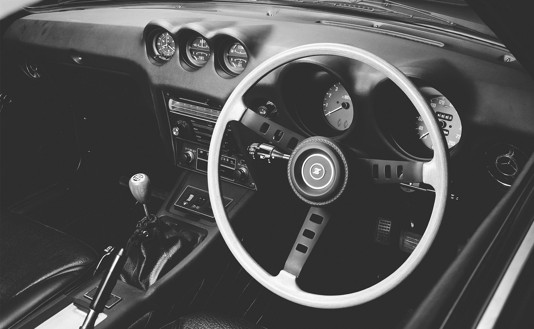 フェアレディ240Zの運転席まわり（1971年式）