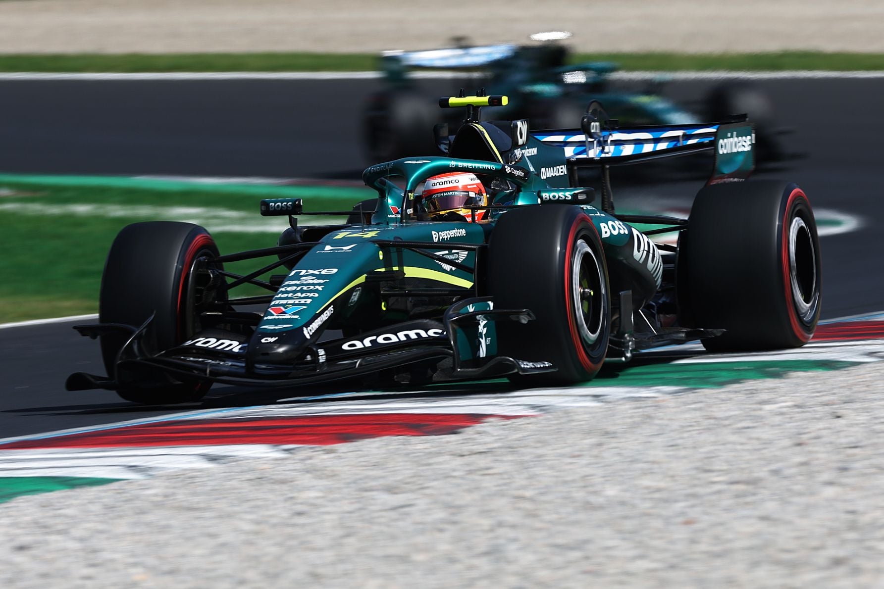 イタリアGPを走るアロンソ選手