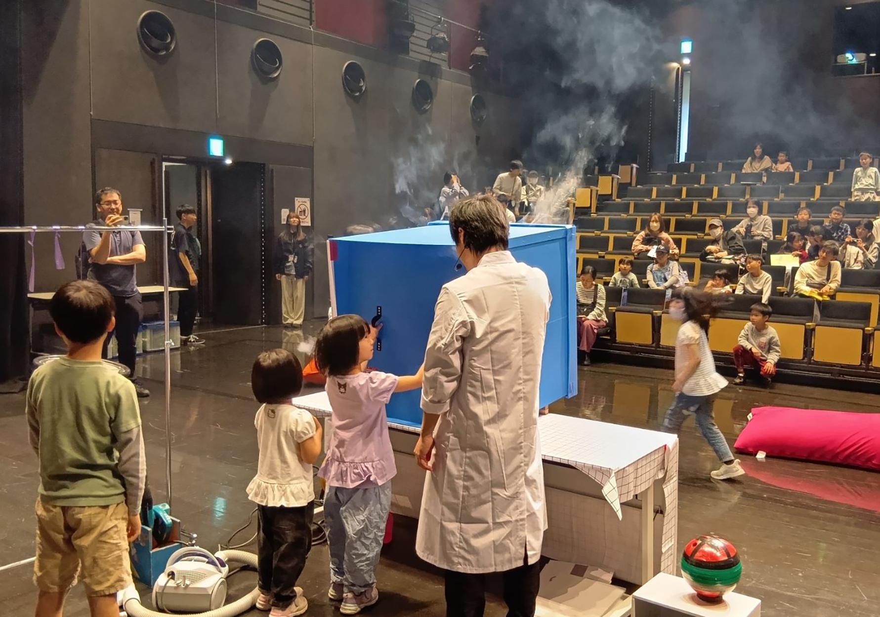 サイエンスショー＆ラボのイベントイメージ