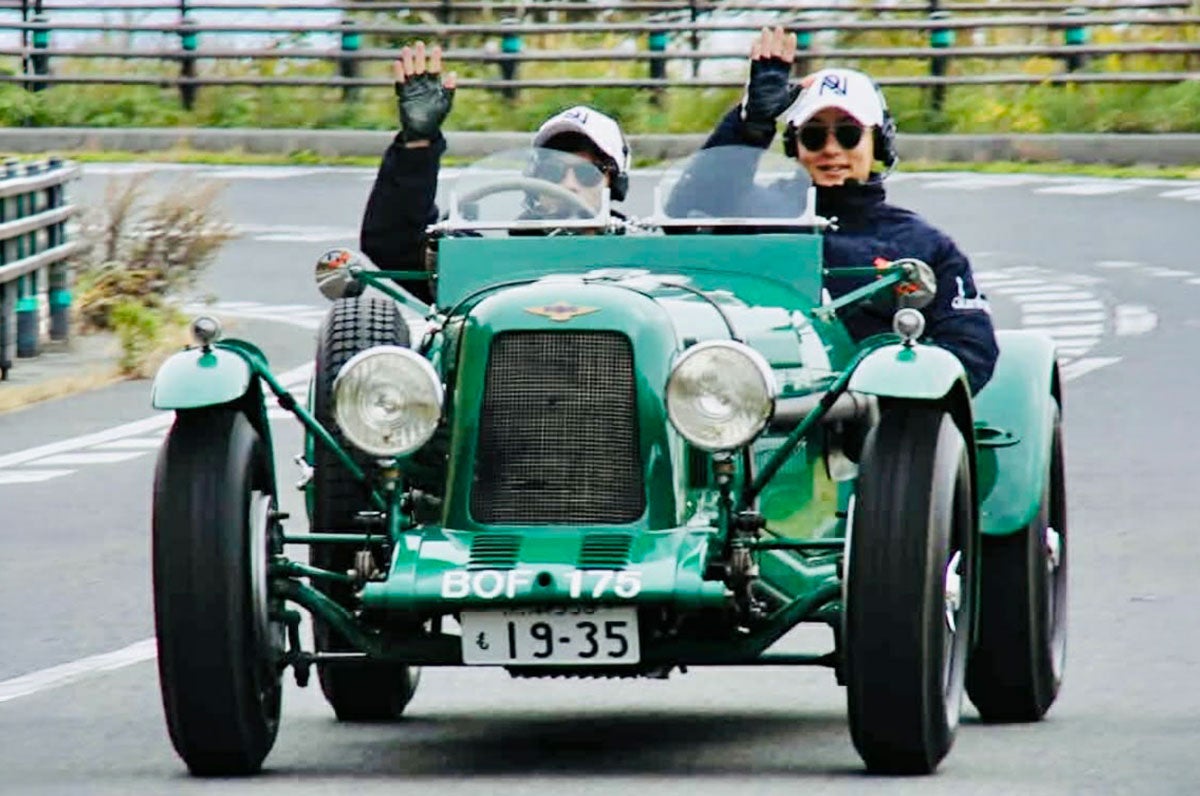 アデル・カーズ