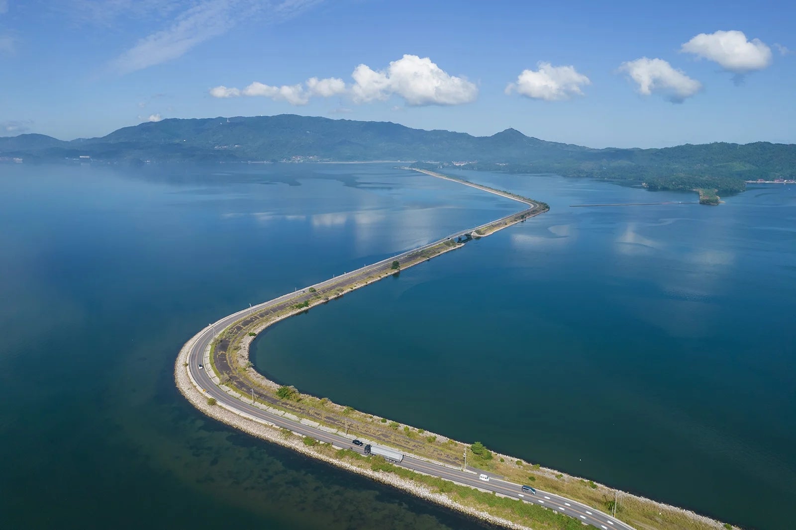 日本の絶景ドライブルート 中海堤防道路