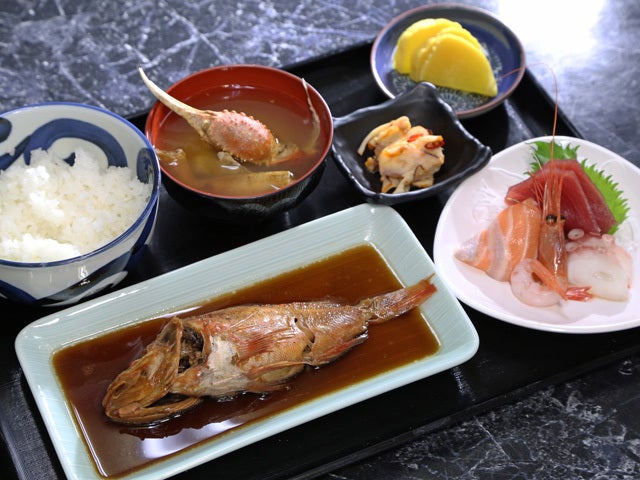 煮魚定食（1,600円）