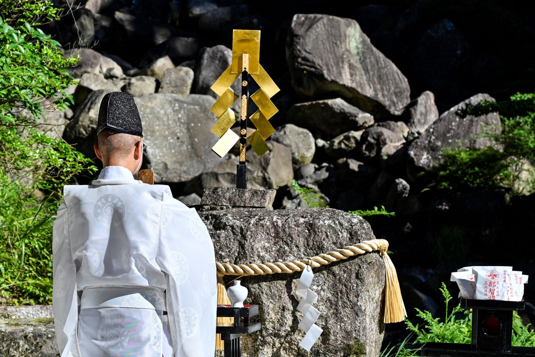 飛瀧神社と神主